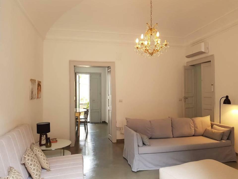 Вилла Casa Romeo Ачиреале Экстерьер фото